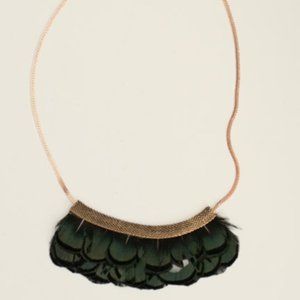 Serafina Mesh Feather Bib Necklace – Green